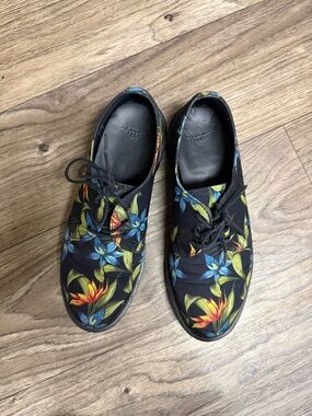 Dr. Martens Women’s Black Floral Canvas Derby Shoes